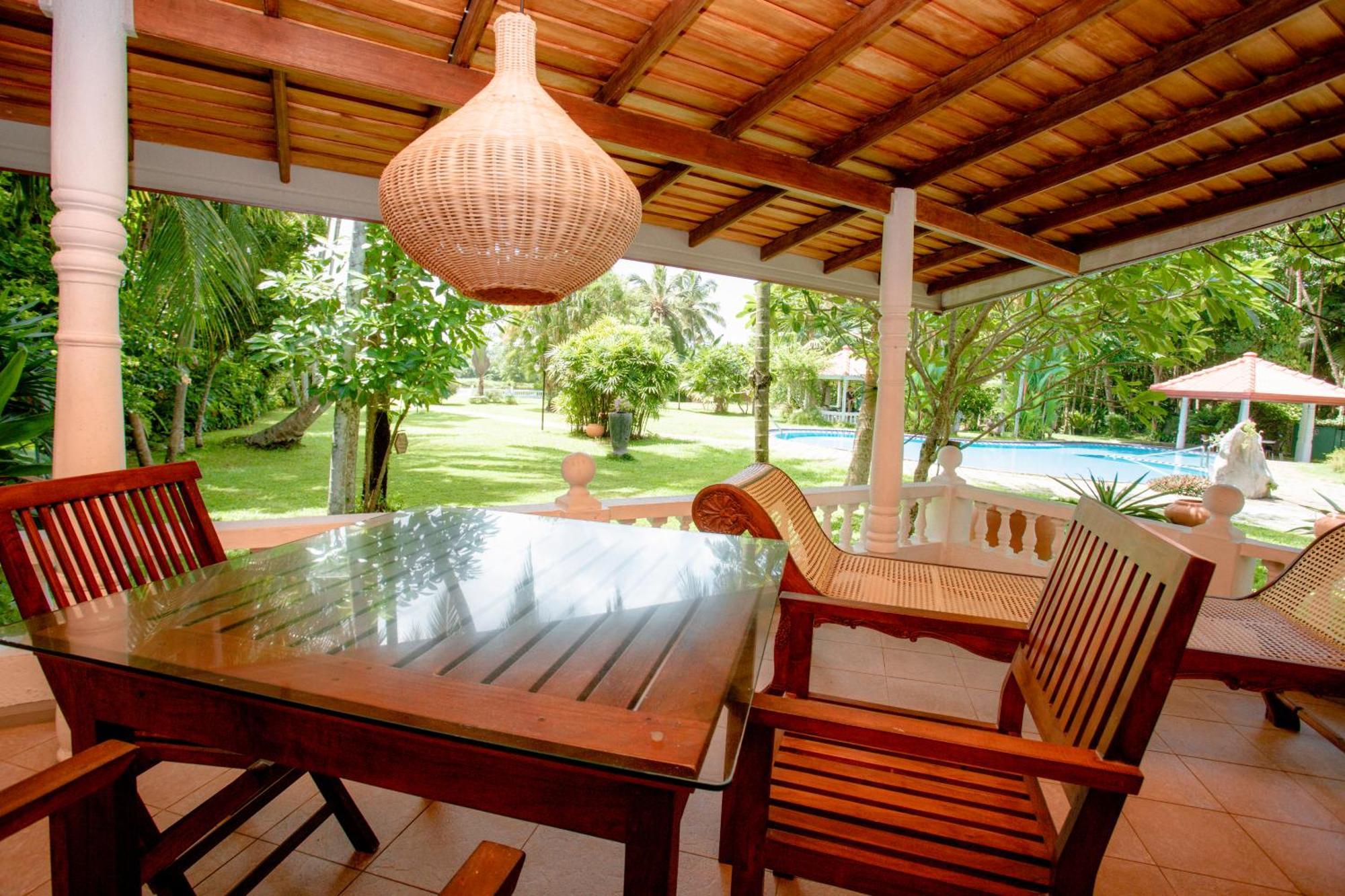 Ayubowan Swiss Lanka Bungalow Resort Bentota Exterior foto